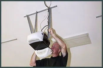 Two Guys Garage Doors Port Chester, NY 914-401-4385 - serv-cont-open-gr-43m